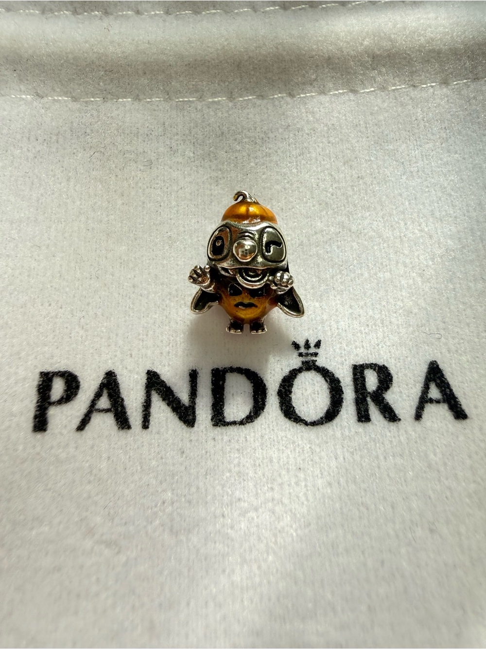 Pandora Disney Stitch Halloween Pumpkin Charm
Sterling silver NEW WITHOUT BAG!